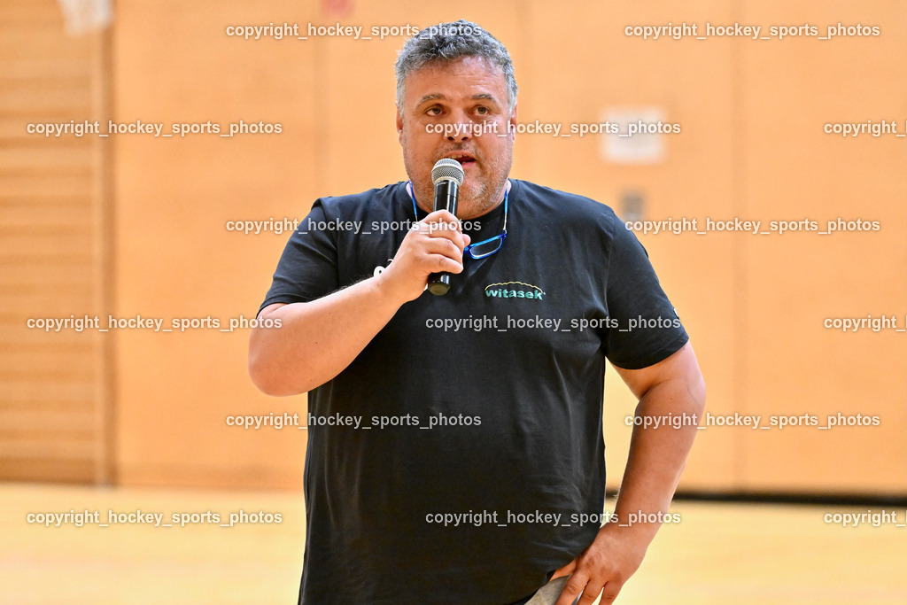 SC Ferlach vs. WAT Atzgersdorf | Buchbauer Wolfgang Assistentcoach SC Ferlach Damen, SC Ferlach vs. WAT Atzgersdorf, SC Ferlach vs. WAT Atzgersdorf am 12.05.2024 in Ferlach (Ballspielhalle Ferlach), Austria, (Photo by Bernd Stefan)