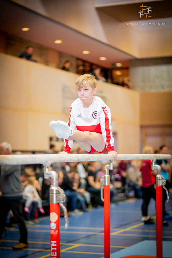 Promo-525 | "Fussifoto.com – Ihr Ansprechpartner für hochwertige Fotografie! Entdecken Sie kreative Bilder und professionelle Dienstleistungen. Kontaktieren Sie uns für Ihre Projekte!"