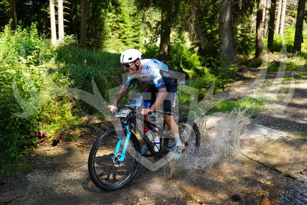 FC101932 | Fotogalerie der Treibjagd im Dunkelwald - Dein MTB Etappenrennen im Erzgebirge - Realisiert mit Pictrs.com
