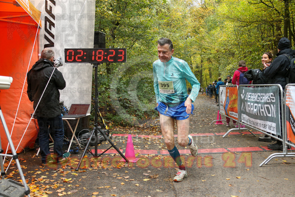 251026_1220_EX1_0108 | Sportfotografie im Rhein-Sieg Kreis, Köln, Bonn, NRW, Rheinland Pfalz, Hessen, etc. Unser Tätigkeitsfeld umfasst den Laufsport vom Volkslauf über den Marathon, Duathlon, Triathon bis zum Ultralauf wie Kölnpfad Ultra oder Schindertrail.