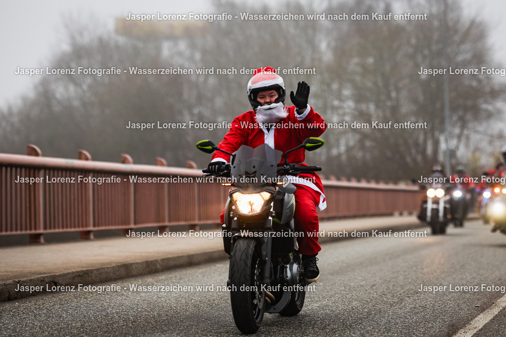 X-Mas Ride I Kiel I 2025 | Jasper Lorenz Fotografie - Realisiert mit Pictrs.com