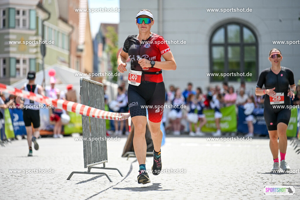 SZI_7714 | Stadttriathlon Erding 2025. #yourpictrs #sportshot_your_pictrs @Sportshotphotography #stadttriathlonerding Copyright: www.sportshot.de