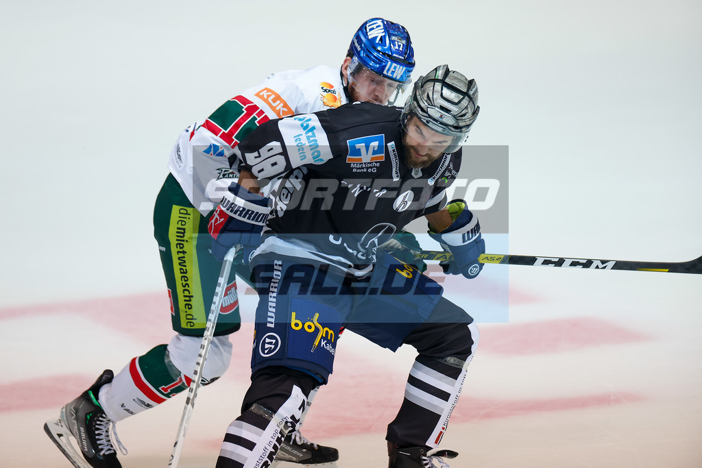 Iserlohn Roosters - Augsburger Panther | Kristopher Foucault
DEL: Iserlohn Roosters - Augsburger Panther - Realisiert mit Pictrs.com