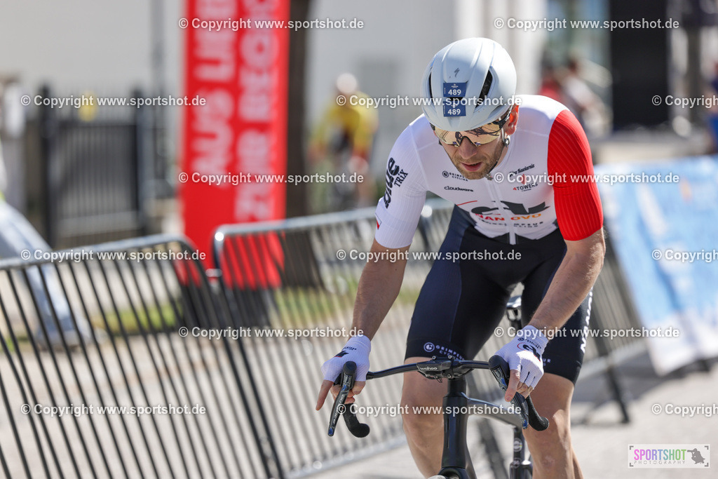 VJ__5448 | Neusiedlersee Radmarathon 2026@sportshot_your_pictrs #yourpictures#roadtowm2029 #nrm #neusiedlerseeradmarathon #neusiedlersee #neusiedlerseetourismus #burgenland #mörbisch #nrm26 #burgenlandtourismus #voglundco #poweredbyburgenlandtourismus #radsport #rad #marathon #ucigranfondo #visitburgenland #ucigranfondoworldseries