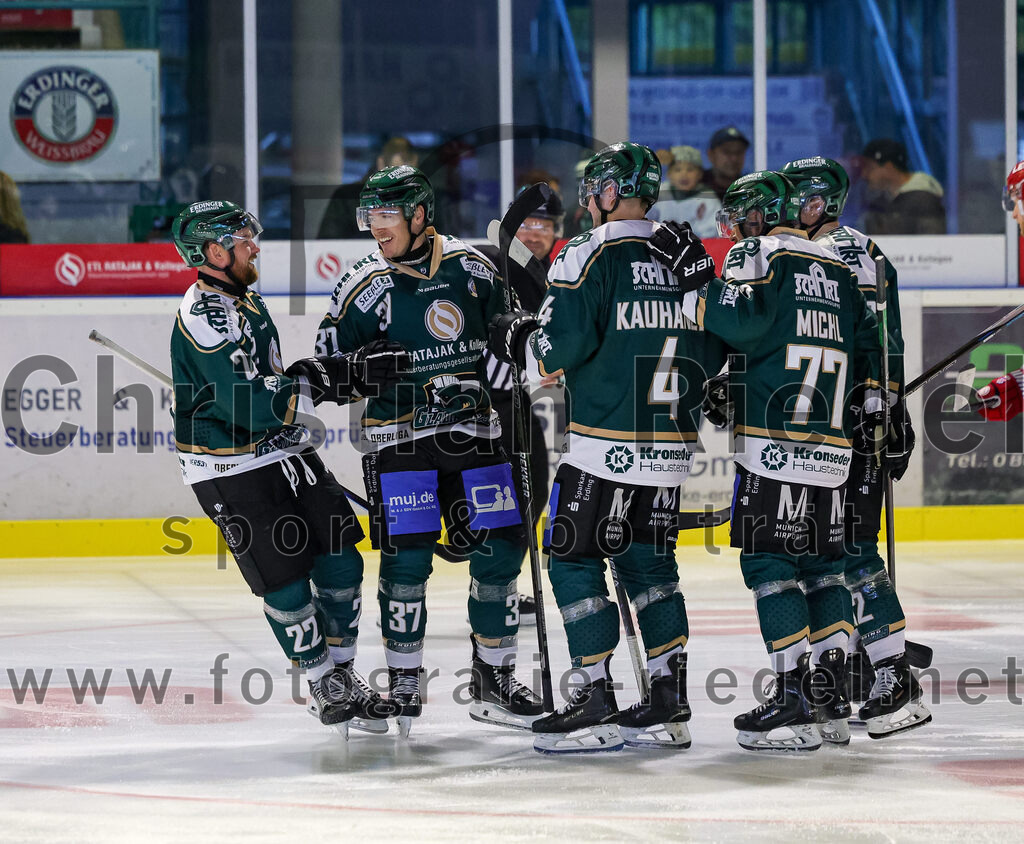 2025-09-14_084_TSV_Erding_gegen_EC_Peiting | Erding, Deutschland, 14.09.2025:Eishockey, Oberliga Süd 2025 / 2026, Testspiel, TSV Erding gegen EC Peiting, Endergebnis: 2:3Foto: Christian Riedel / fotografie-riedel.net