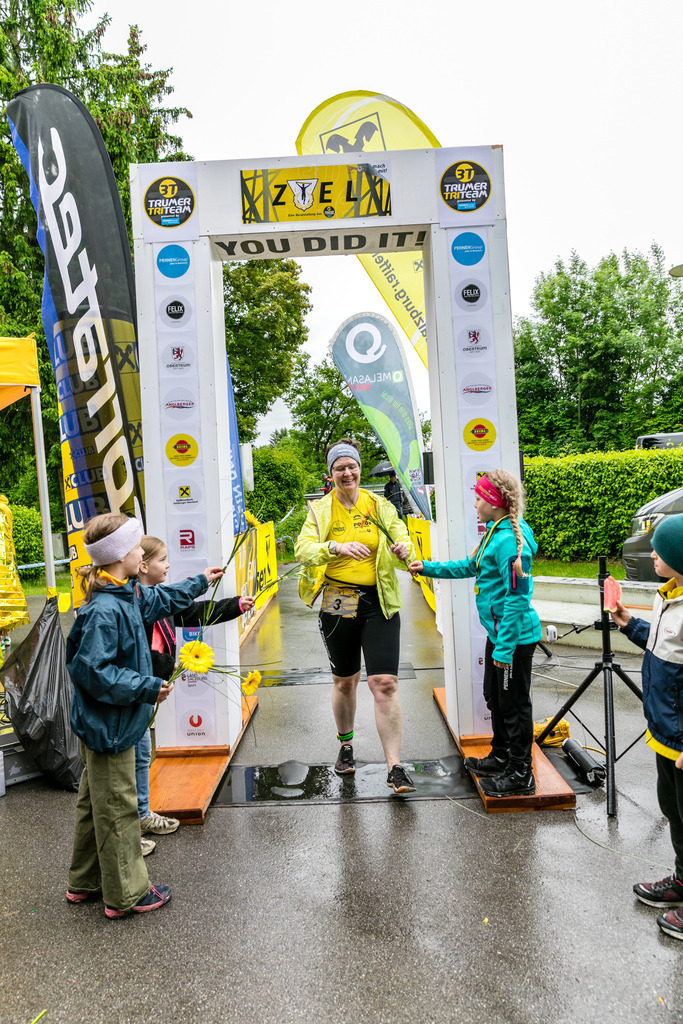 344_2025-05-25_Erwachsene | kc-photography - Realisiert mit Pictrs.com