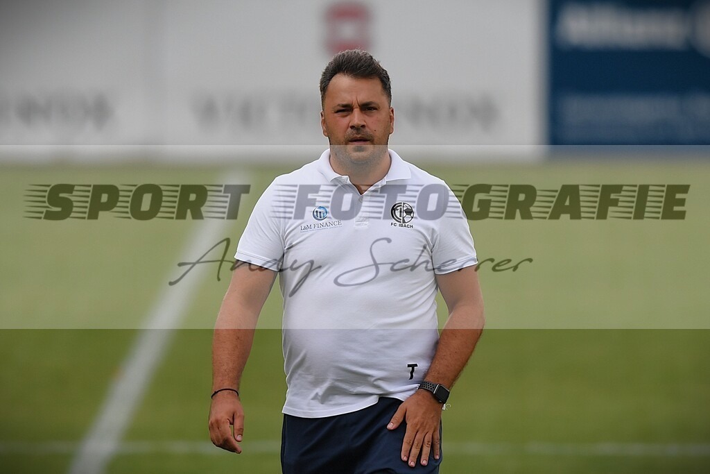 D5S_5048 | Kaufen Sie Sportbilder im Onlineshop von Andy Scherrer Sportfotografie. Faszinierende Bilder von Sportevents aus der ganzen Schweiz. Fussball, Frauenfussball, Unihockey, Handball, Schwingen und weiteren Sportarten. - Realisiert mit Pictrs.com
