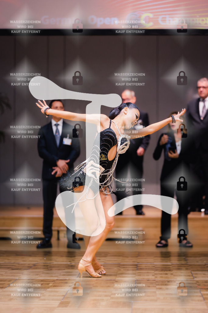 GOC 2025 - WDSF Solo Junior II Latin Female - 2025-08-21-8395 | Webshop for digital downloads and prints of dance sport, event & show photographer Julian Link - Realisiert mit Pictrs.com