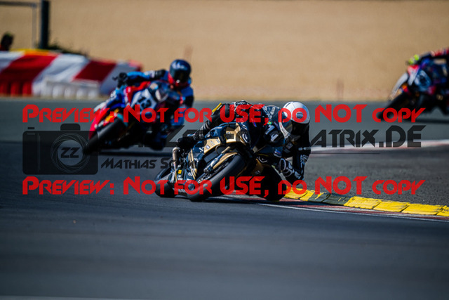 MaZZes_FotoMatrix_220722_2101 | PRO SUPERSTOCK