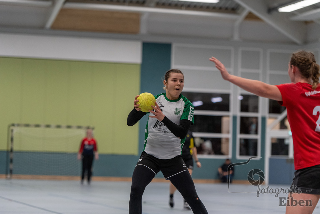 SG FriPe-TV Neerstedt | Oberliga Frauen; SG FriPe (rot)-TV Neerstedt (weiß) am 04.02.2023; in Petersfehn (Sporthalle Im Schulpacken), Photo: Philip Eiben 2023 - Realisiert mit Pictrs.com