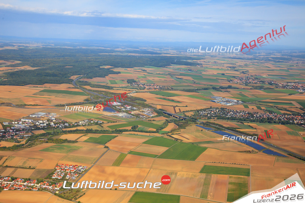 Die Luftaufnahme der Stadt Kuernach wurde vom UL-Flugzeug heraus erstellt ( keine Drohne )- hohe Auflösung für beste Qualität