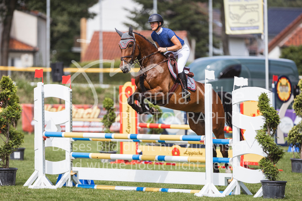 240719_LC_SprPf-A2-206 | Deine schönsten Turniermomente als professionelle Fotos! Entdecke hochwertige Pferdesport-Fotografie im Online-Shop. Jetzt Fotos finden & bestellen!