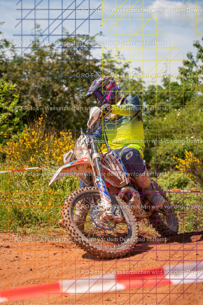 Wolfshausen 2 Lauf -1399 | Sportfotografie von RO-Fotos: Motorsport, Motocross, Enduro, Laufveranstaltungen und Triathlon. Professionelle Fotos von Sportlern und Events. - Realisiert mit Pictrs.com
