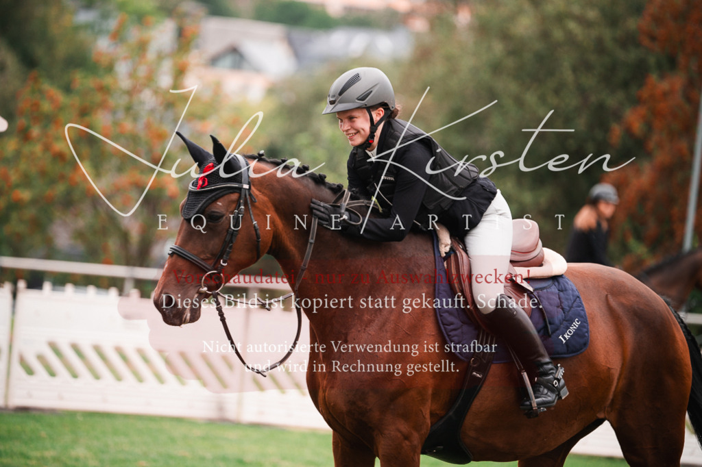 DSC_5824 | Pferde- und Turnierfotografie in Westsachsen. Pferdeportraits, Auftragszeichnungen und intuitive Kunst.