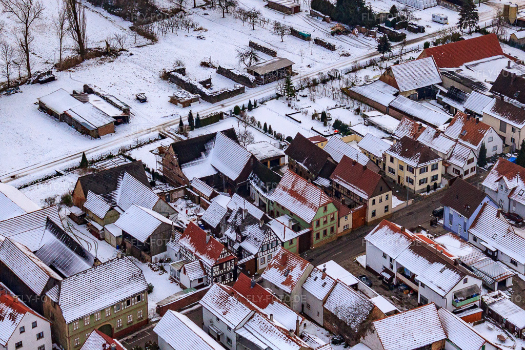 Luftbild: Saarstraße Im Winter bei Schnee in Kandel im Bundesland Rheinland-Pfalz in Deutschland. Foto: IMG_23545.jpg vom 16.01.2010 durch Werner Riehm/FLY-FOTO.de