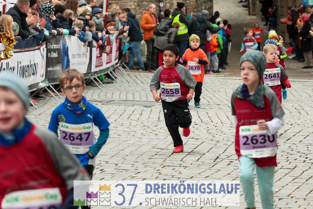 AOK JuniorCup 400m | 3Koenigslauf 2023 - Realisiert mit Pictrs.com