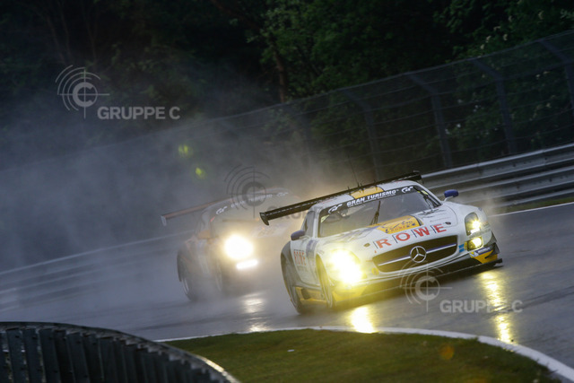 Motorsports / 24 Stunden Nürburgring 2015, Nürburgring-Nordschleife, GER | 24 Stunden Nürburgring 2015, Nürburgring-NordschleifeFoto: Gruppe C GmbH - Realisiert mit Pictrs.com