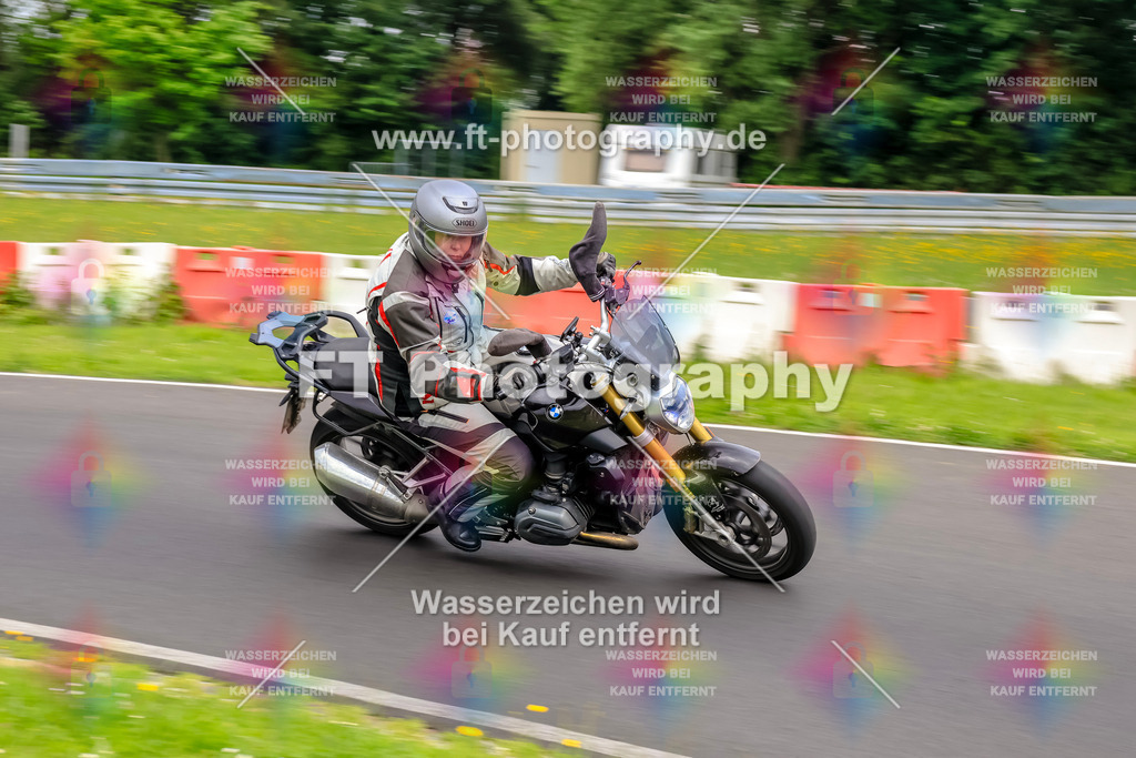 VBK-7237 | Hier findet Ihr Bilder von Touristenfahrten auf der Nürburgring Nordschleife oder von anderen Veranstaltungen die ich besucht habe. Viel Spass beim Durch Schauen 
