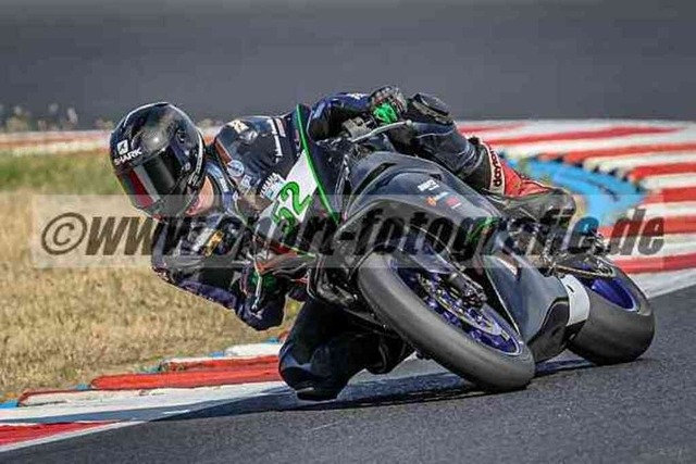 pubi9559 | Professionelle Fotos von Sportveranstaltungen, aber auch Hochzeiten und anderen Events. - Realisiert mit Pictrs.com