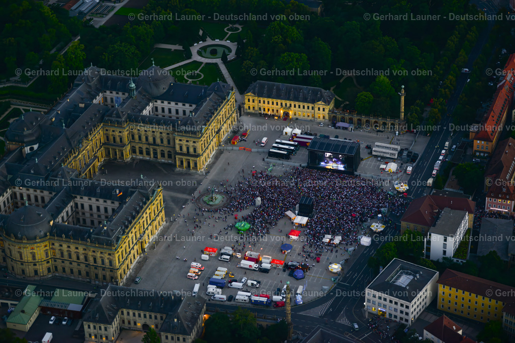 3703126 | Bryan Adams Konzert am 04.05.2017 Residenzplatz, Würzburg