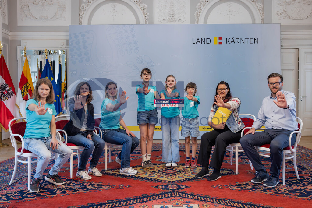 TM-20250605-0043 | Pressetermin mit Landesrätin Sara Schaar, Fachreferent für Jugend Joachim Zmölnig, der Dreikönigsaktion und Katholischen Jungschar.Spiegelsaal, Klagenfurt, Österreich.Copyright: TM Sportscapture/Matthias Trinkl