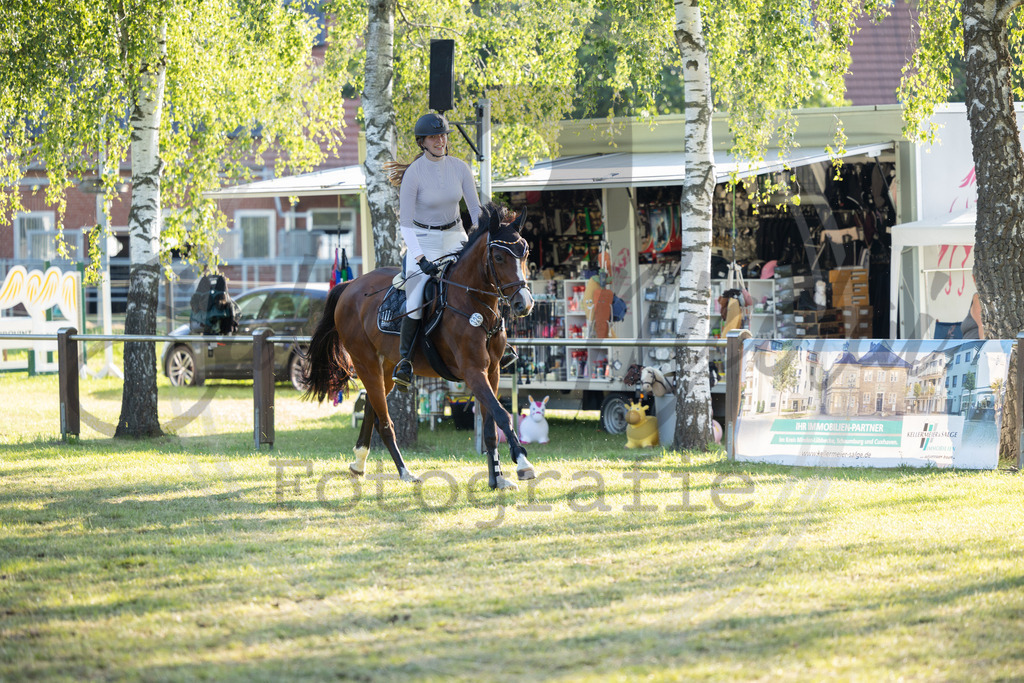 994A3990 | sabrinanicolaifotografie - Realisiert mit Pictrs.com