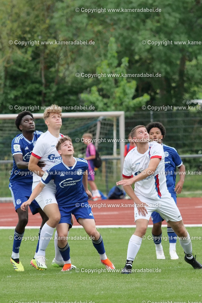 Fußball : Testspiel : SuS 09 Dinslaken - Schalke 04 U 19 am 25.07.2024 | Foto : Jochen Emde / www.kameradabei.de - Realisiert mit Pictrs.com
