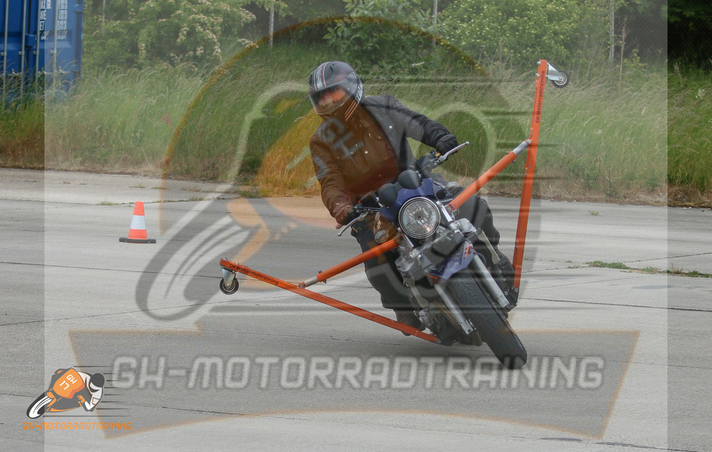 IMG_0077 | gh-motorradtraining-foto.de - Realisiert mit Pictrs.com