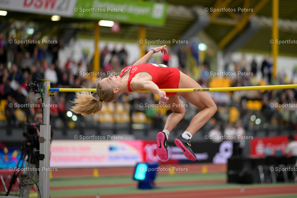 DM Halle 2026_Samstag-58 | 28.02.2026, xkaix, Leichtathletik Deutsche Meisterschaften Halle 2026,  v.l. Bianca Stichling (TSV Bayer o4 Leverkusen) - Realisiert mit Pictrs.com