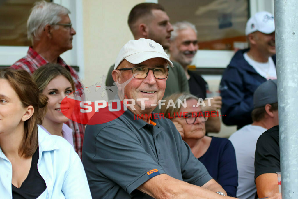 ATUS Velden - SV Maria Gail |  ; ATUS Velden - SV Maria Gail am 03.06.2022 in Velden
(Waldarena), AUSTRIA, (Photo by Ernst Krawagner sport-fan.at) - Realisiert mit Pictrs.com