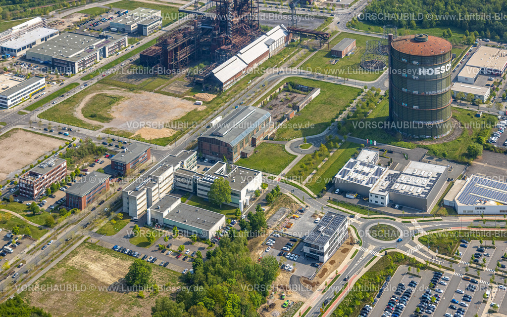 Dortmund220500576PhoenixWest | Luftbild von PHOENIX West , ehemaliges Stahlwerk Phoenix, ZfP – Zentrum für Produktionstechnologie Dortmund , MST: MST.factory dortmund,  Hörde, Dortmund, Ruhrgebiet, Nordrhein-Westfalen, Deutschland 