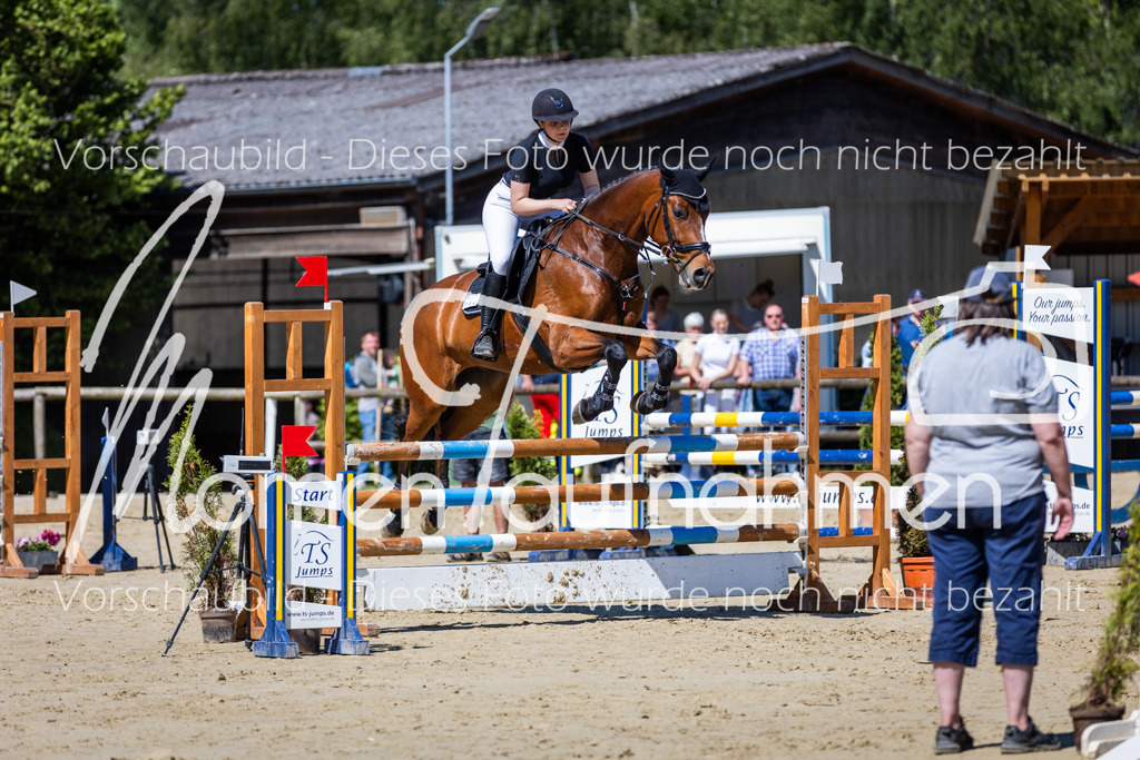 Donop24-ASprmstA-050 | MomenTaufnahmen Pferdesportfotos