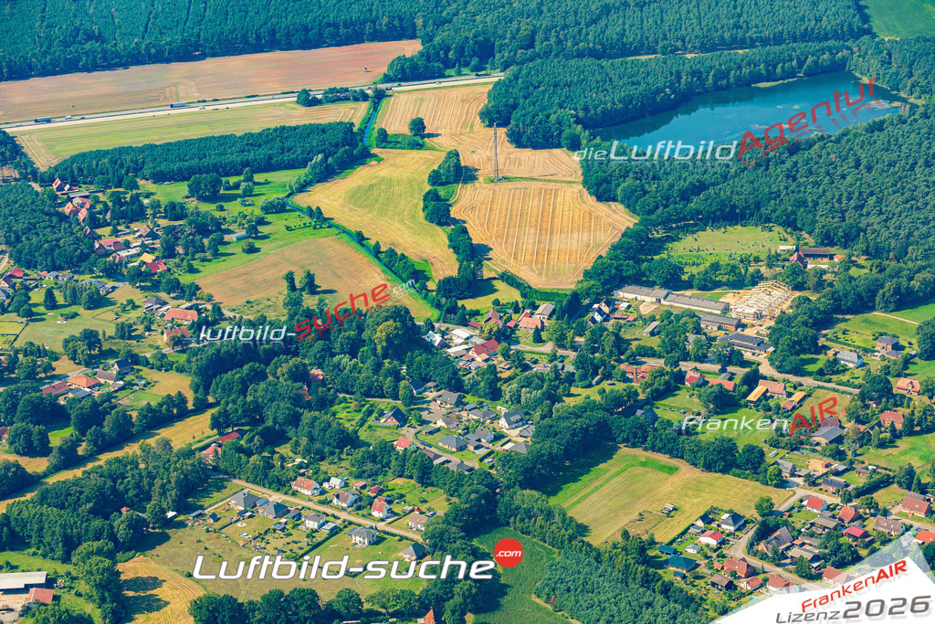 Luftaufnahme  Rastow - Die Luftaufnahme wurde 2025 vom UL-Flugzeug heraus erstellt ( ohne Drohne ) - Hochauflösende Luftaufnahme - für professionelle Ausdrucke geeignet. Die Geschenkidee !Mit Lizenz und Bildrechte bestellbar