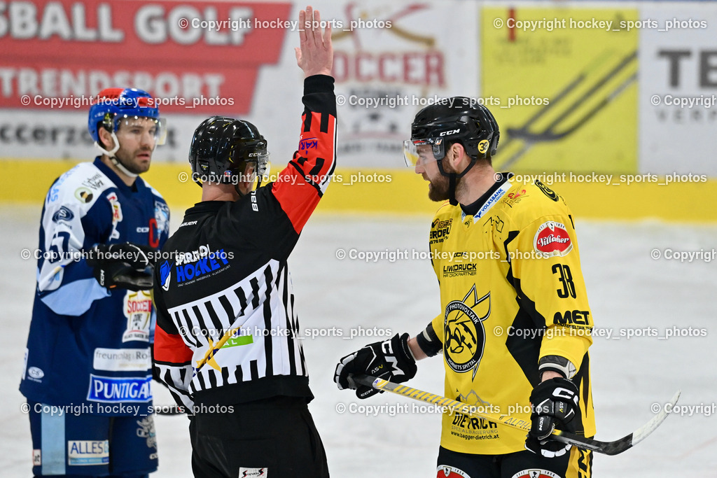 ESC Steindorf vs. EC Hornets Spittal 25.2.2024 | #57 Wilfan Franz ESC Steindorf, #38 Zorec Marco EC Hornets Spittal, Wassermann Michael Referee, ESC Steindorf vs. EC Hornets Spittal 25.2.2024, ESC Steindorf vs. EC Hornets Spittal 25.2.2024 am 25.02.2024 in Steindorf (Ossiachersee Halle), Austria, (Photo by Bernd Stefan)