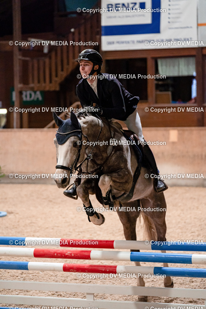 Springen Tag 1-063 | dv-media-shop - Realisiert mit Pictrs.com