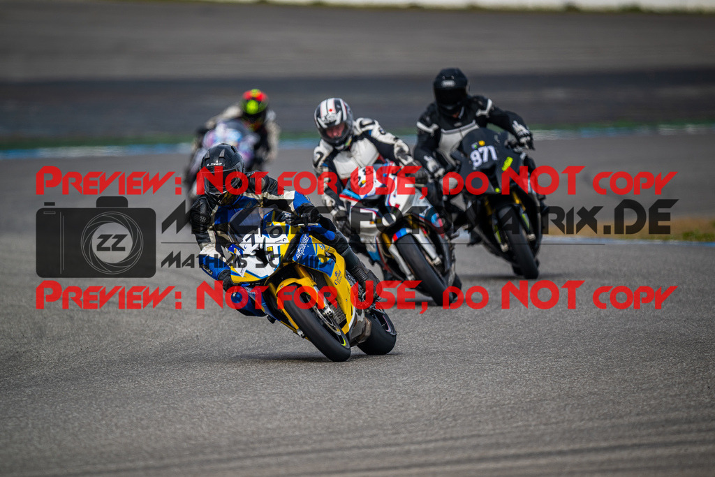 MaZZes_Fotomatrix_20240317_6007705_2188 | Fotograf Mathias Schmid
Sportfotograf,
Eventfotograf,
Hochzeitsfotograf,
Portraitfotograf