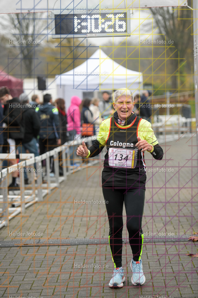 Neusser Erftlauf 2025  | 15km Neusser Erftlauf 2025 Foto: Heldenfoto.de