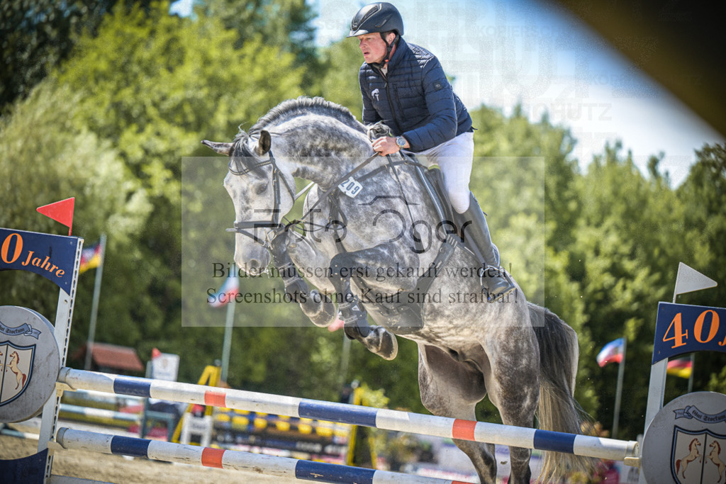 DOS_5535 | Entdecke hochwertige Reitturnierfotos von Foto Oger. Professionell, emotional und authentisch – jetzt Lieblingsmomente im Shop bestellen.Deutschlandweite Turnierfotografie. - Realisiert mit Pictrs.com