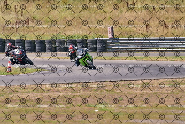 26bt05-0653 | markuskiefer.com - Realisiert mit Pictrs.com