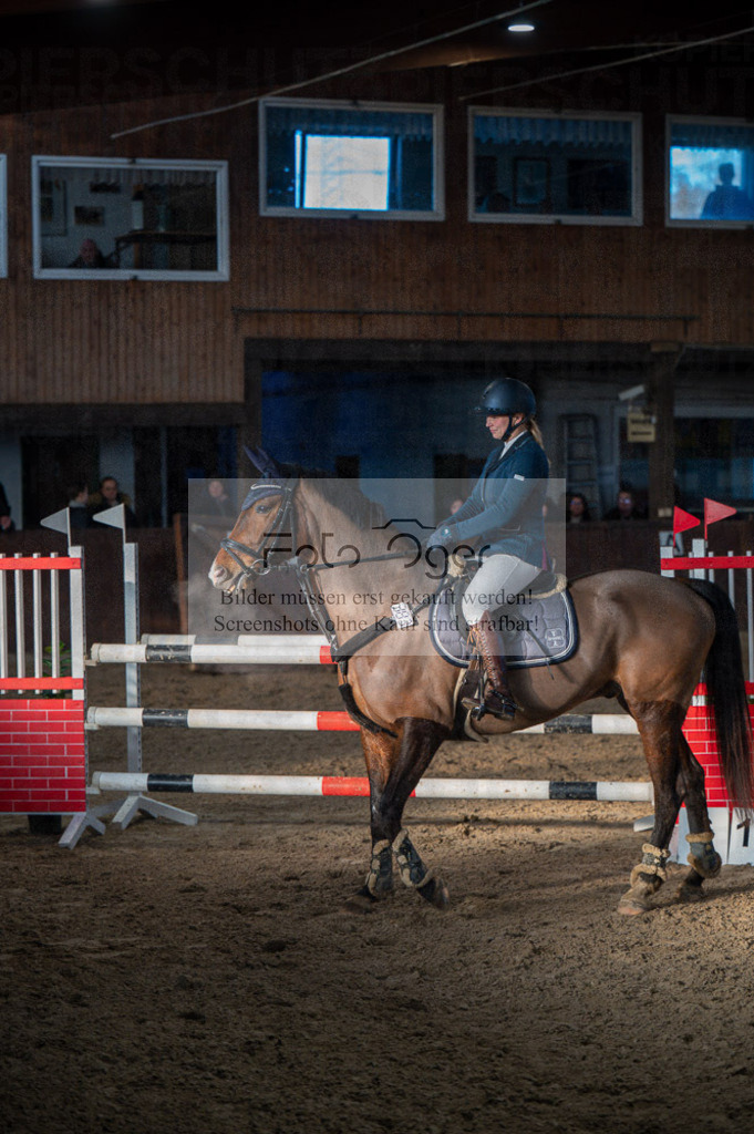 Hallenreittunier Voxtrup 2023 | Entdecke hochwertige Reitturnierfotos von Foto Oger. Professionell, emotional und authentisch – jetzt Lieblingsmomente im Shop bestellen.Deutschlandweite Turnierfotografie. - Realisiert mit Pictrs.com