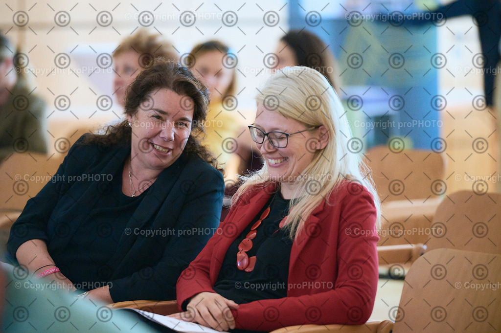 244_202509_EmployerBranding_NZ6_0034 | proPHOTO - Realisiert mit Pictrs.com