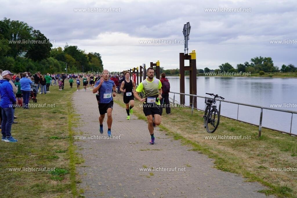 DSC05239 | Lichterlauf  - Realized with Pictrs.com