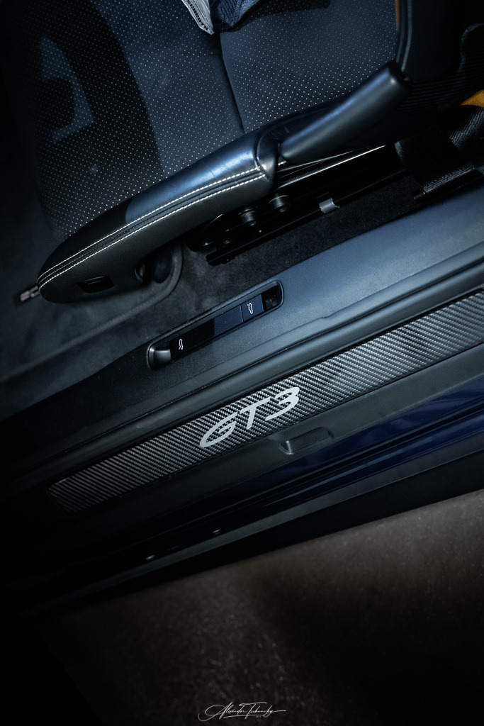 R6PZ3586 _AL | Entdecken Sie die faszinierende Welt von Alexander Tschuncky Arts: Kreative Fotografie, atemberaubende Automobilkunst und hochwertiger Bilderdruck. Lassen Sie sich inspirieren! - Realisiert mit Pictrs.com