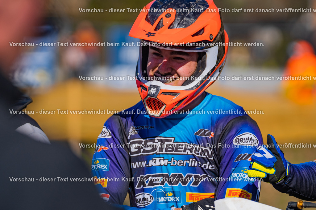 20260406_MSCHänchen-0207 | Sportfotografin aus Berlin-Brandenburg mit Fokus auf Motocross. Ich halte deine sportliche Leistung und echte Emotionen auf und neben der Strecke professionell fest. Entdecke die Fotos von deinem Rennen und bestelle sie direkt hier im Shop.