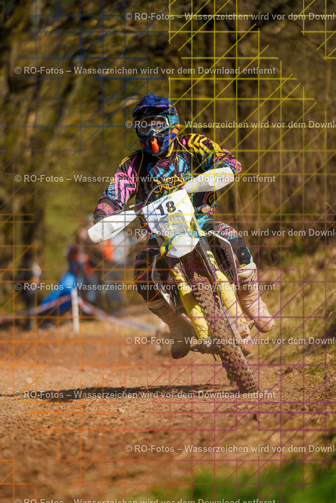 3 Lauf Mernes-982 | Sportfotografie von RO-Fotos: Motorsport, Motocross, Enduro, Laufveranstaltungen und Triathlon. Professionelle Fotos von Sportlern und Events. - Realisiert mit Pictrs.com