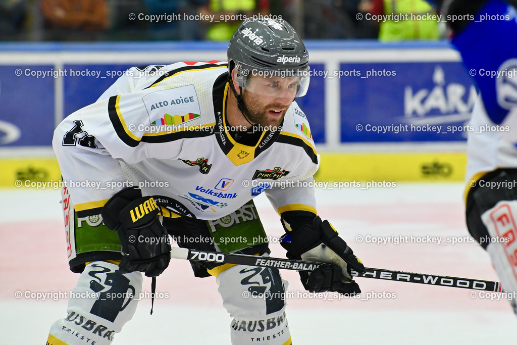 EC IDM Wärmepumpen VSV vs. HC Pustertal 8.10.2023 | #18 STANTON Ryan HC Pustertal, EC IDM Wärmepumpen VSV vs. HC Pustertal 8.10.2023, EC IDM Wärmepumpen VSV vs. HC Pustertal am 08.10.2023 in Villach (Stadthalle Villach), Austria, (Photo by Bernd Stefan)