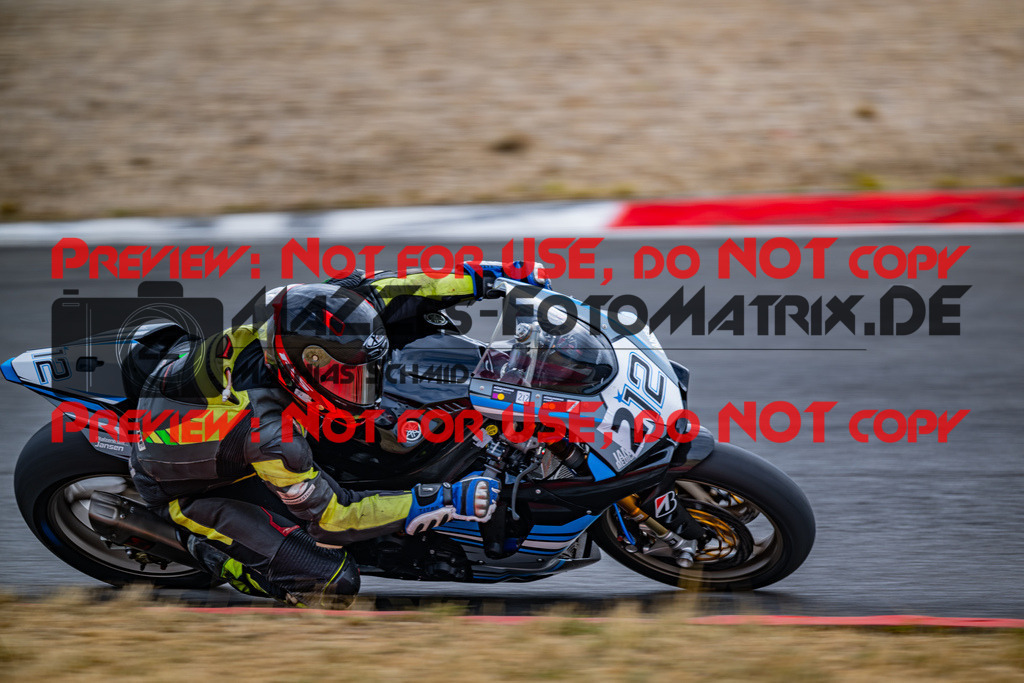 MaZZes_FotoMatrix_230719_1738 | WEISS