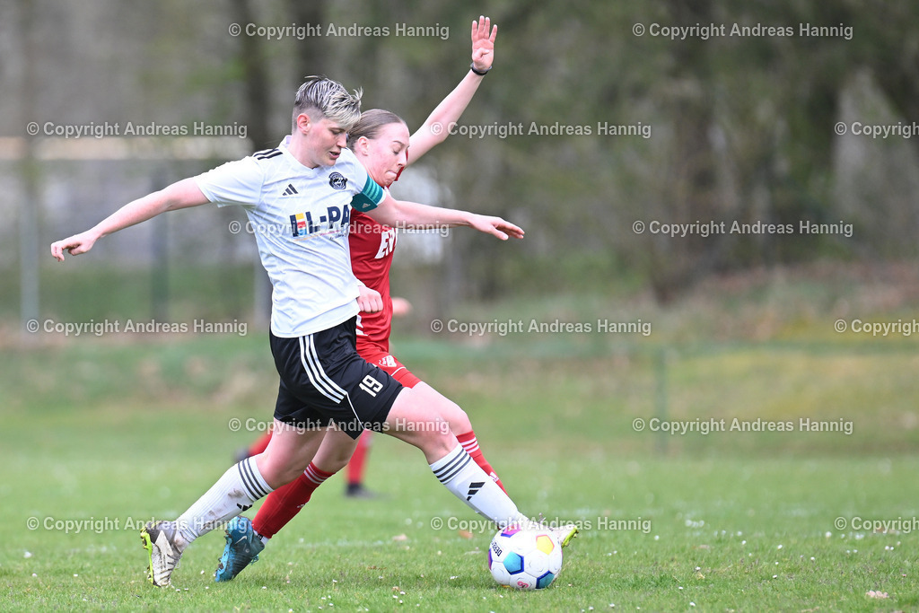 Fußball I Frauen I Saison 2024-25 I Oberliga I FC Jesteburg-Bendestorf - SpVg Aurich Frauen I 13.4.2025 | a-hannig - Realisiert mit Pictrs.com