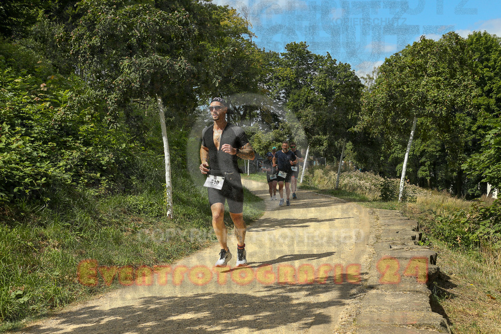 250824_1411_EX1_5304 | Sportfotografie im Rhein-Sieg Kreis, Köln, Bonn, NRW, Rheinland Pfalz, Hessen, etc. Unser Tätigkeitsfeld umfasst den Laufsport vom Volkslauf über den Marathon, Duathlon, Triathon bis zum Ultralauf wie Kölnpfad Ultra oder Schindertrail.