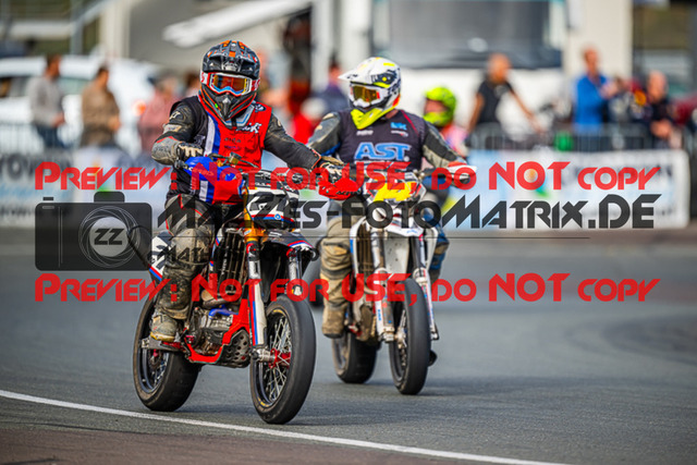 MaZZes_FotoMatrix_231001_5691 | UE40